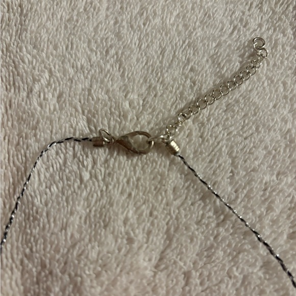 Multi Color Flower Shell Necklace - Picture 4 of 4